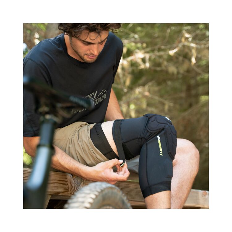 G-FORM Pro-Rugged MTB Knee Guards