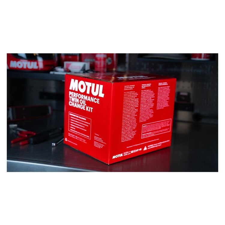 Motul Twin Oil Change Kit For Harley Milwaukee-Eight 2017-2025